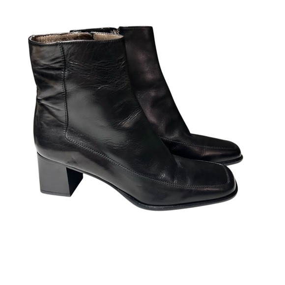 Bally Black Ankle Boots with Block Heel size 9M - Picture 1 of 6